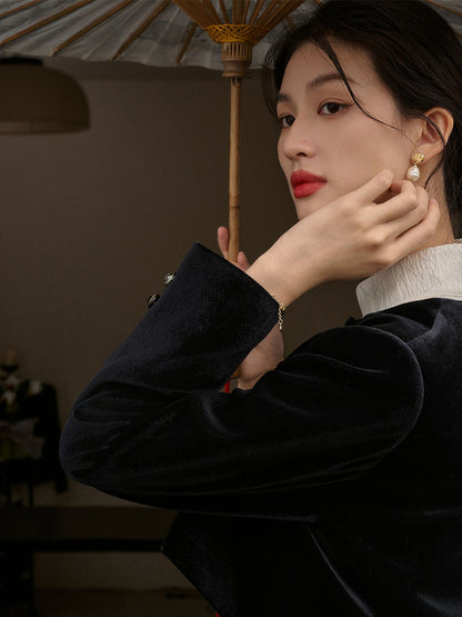 Classic Round Neck Velvet Cropped Jacket