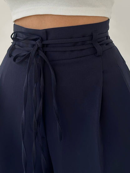 Lace-up casual trousers