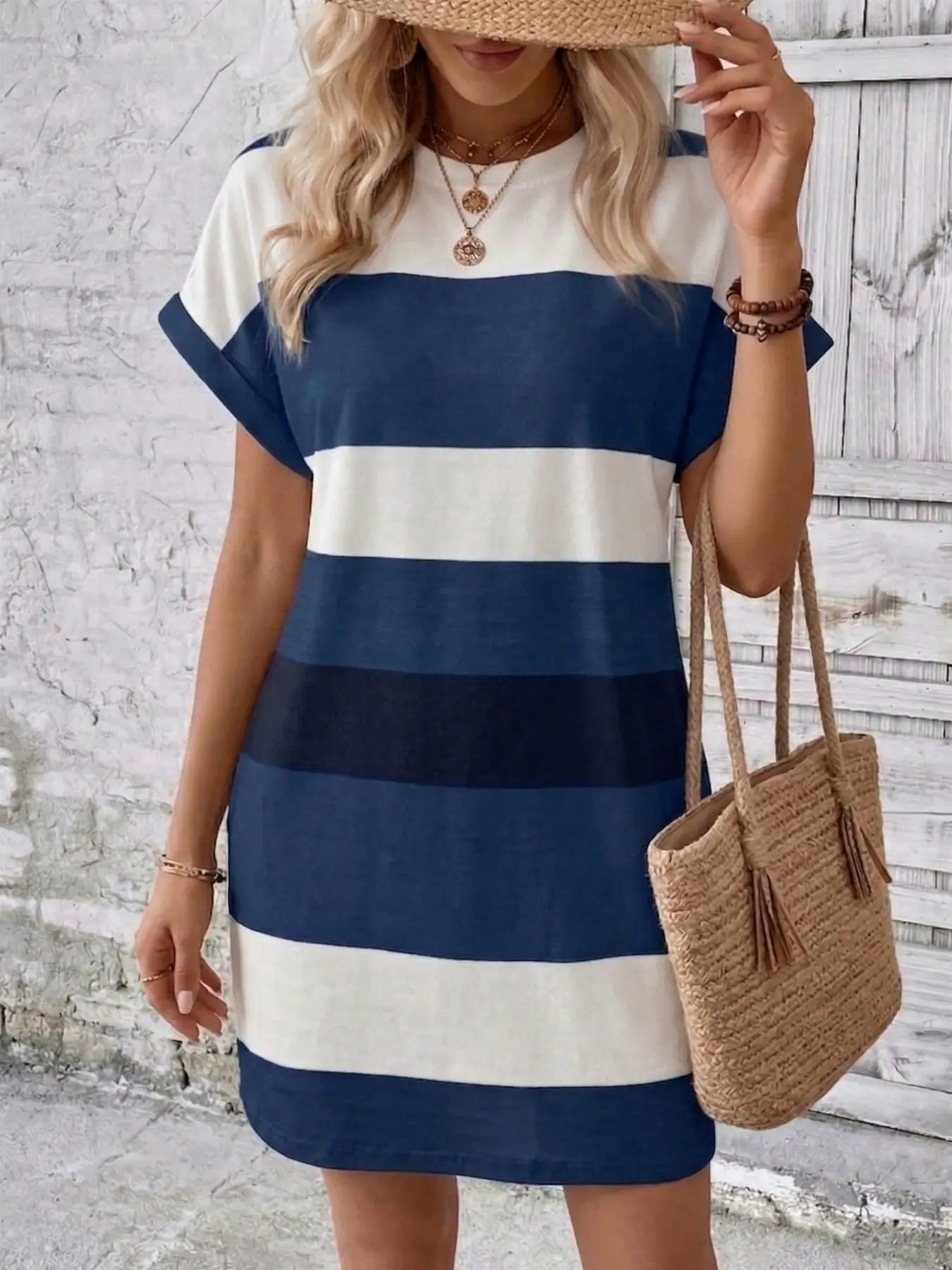 Plus Size Colorblock Striped Print Round Neck Dress