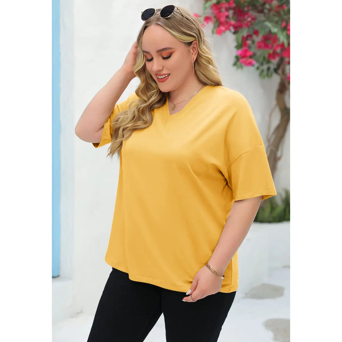 【End of Summer Sale】Women's V Neck T Shirts Summer Half Sleeve Tee
