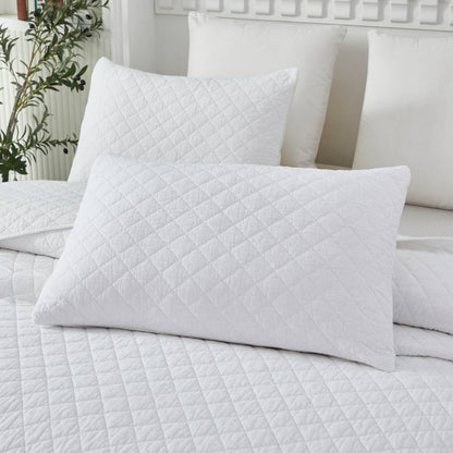 Quilt Bedding Set-White Botanical Flower