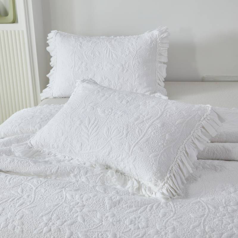 Quilt Bedding Set-Ruffle Bedspread